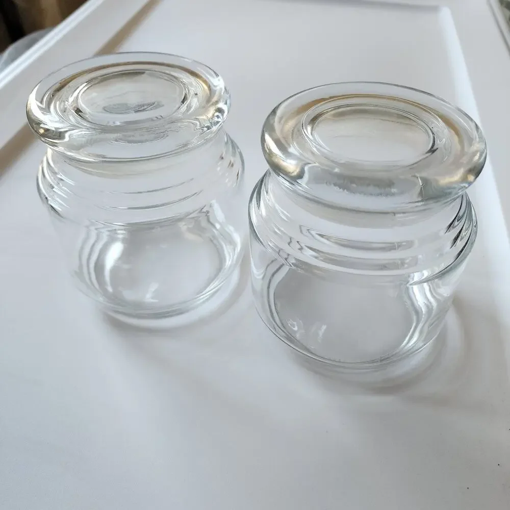 Two Gláss Járs